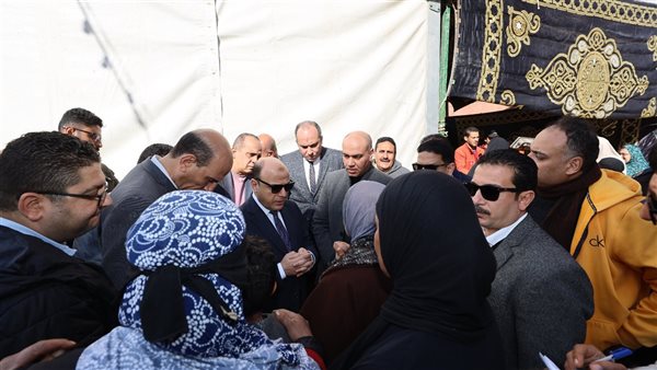 محافظ كفر الشيخ يستمع