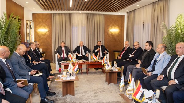 فعاليات الصالون الثقافي