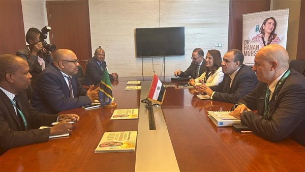 وزير الخارجية والهجرة