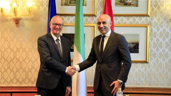  وزير التربية والتعليم