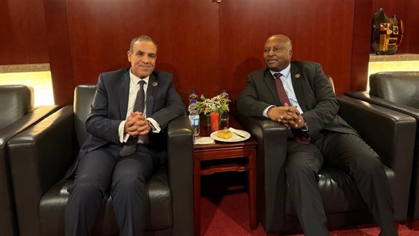 جانب من لقاءات وزير