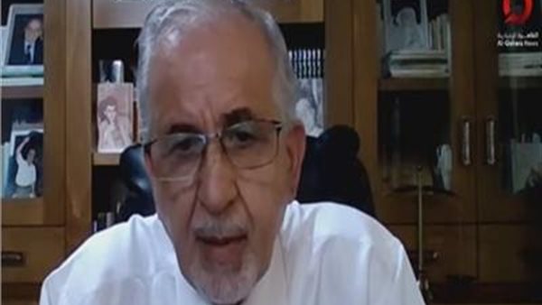  أستاذ العلوم السياسية