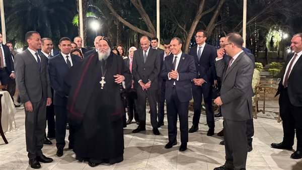 وزير الخارجية والهجرة