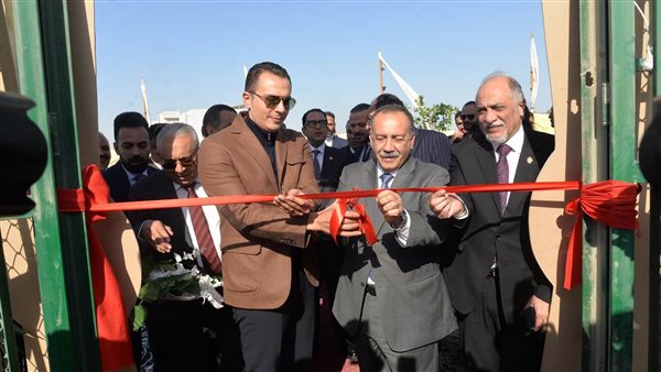 محافظ أسيوط