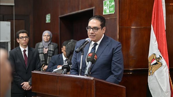 رئيس جامعة القاهرة