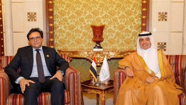 وزير الثقافة و المدير