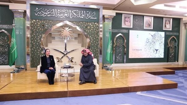 وزيرة البيئة