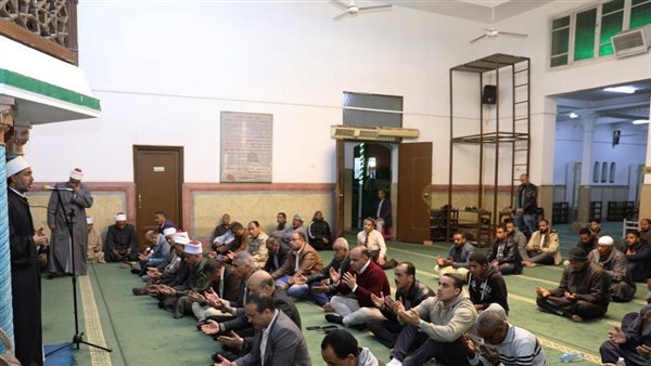 محافظ أسوان