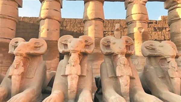 محافظ الأقصر المهندس