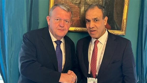 وزير الخارجية والهجرة