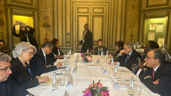 وزير الخارجية بدر