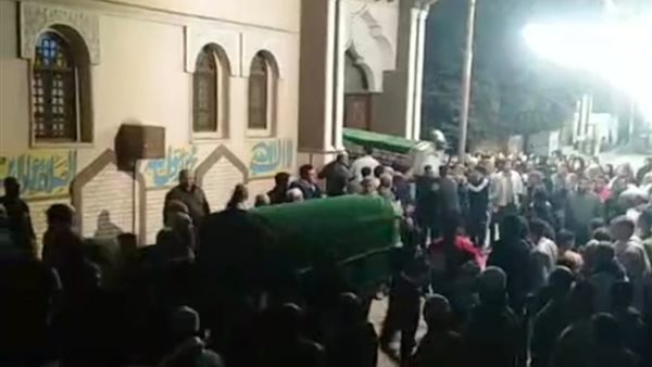 أثناء تشيع أهالى