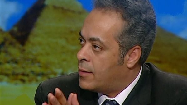 أستاذ العلوم السياسية