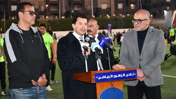 وزير الشباب والرياضة