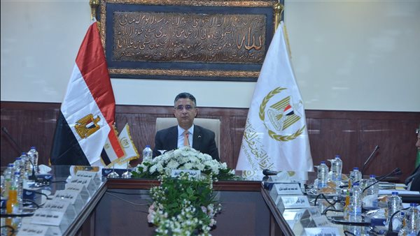 وزير التموين 