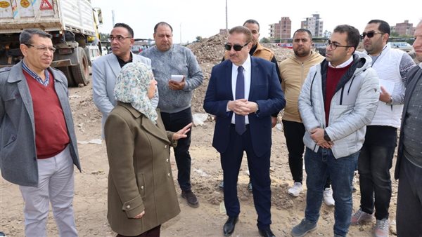 محافظ المنوفية خلال