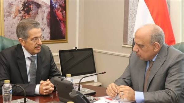 لقاء وزير الكهرباء