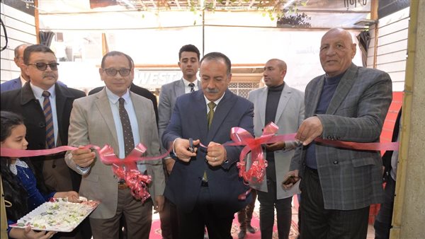 محافظ أسيوط 