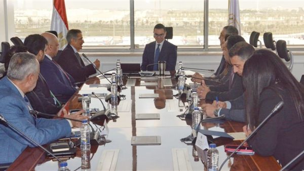 وزير الاستثمار والتجارة