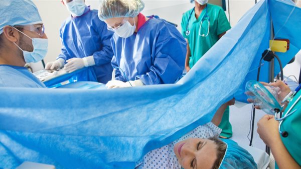  الولادات القيصرية