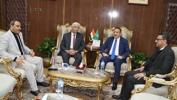 جانب من زيارة رئيس