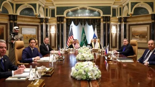  المباحثات مع موسكو