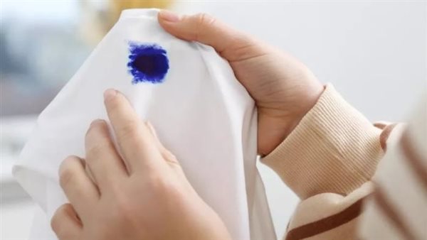  إزالة الحبر من الملابس