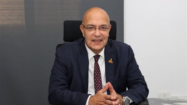  عضو مجلس الشيوخ