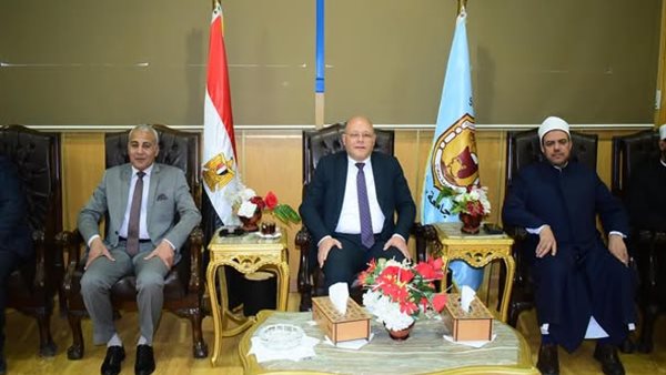 من  فعاليات الندوة