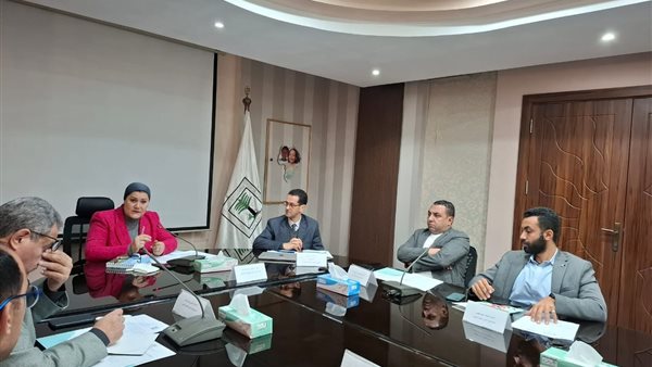 الاجتماع الدوري لأعضاء