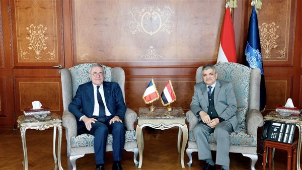 الفريق اسامه ربيع