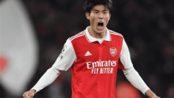 لاعب الارسنال الياباني
