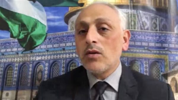 الخبير في الشؤون