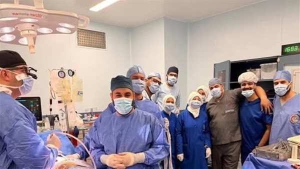 الفريق الطبي