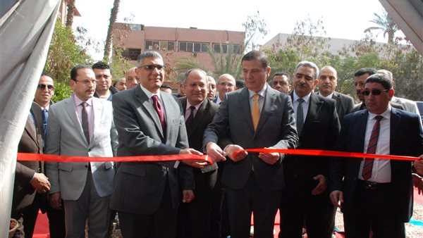 وزير الزراعة ومحافظ