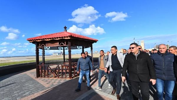 وزير الاسكان  المهندس