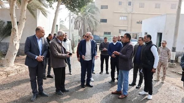 جولة تفقدية لمحافظ