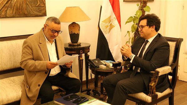 وزير الثقافة و عبد