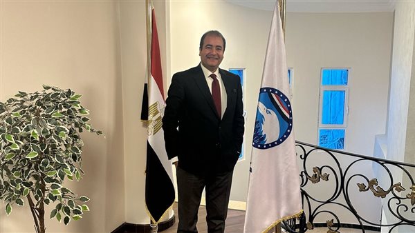 الصحفي عبدالحميد