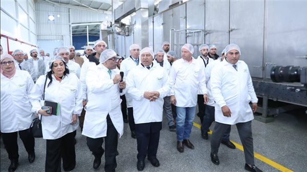 جولة وزير الصناعة