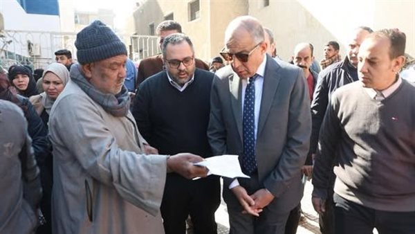 جولة المحافظ