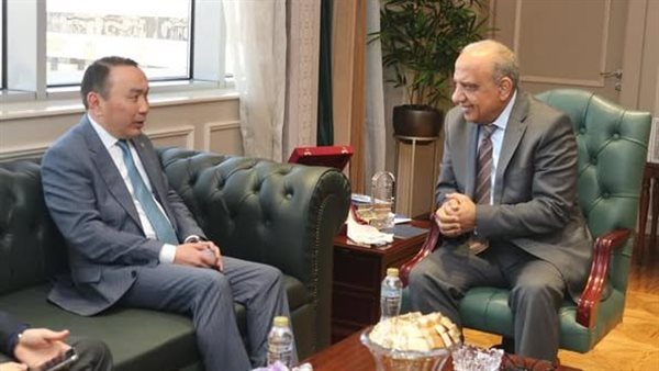 لقاء وزير الكهرباء