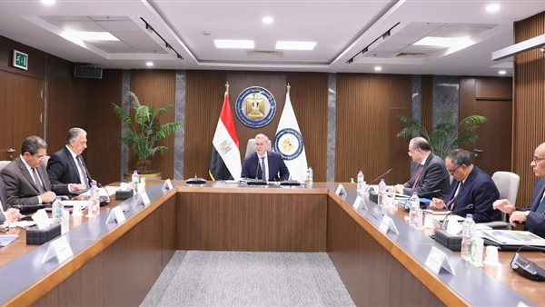 وزير البترول