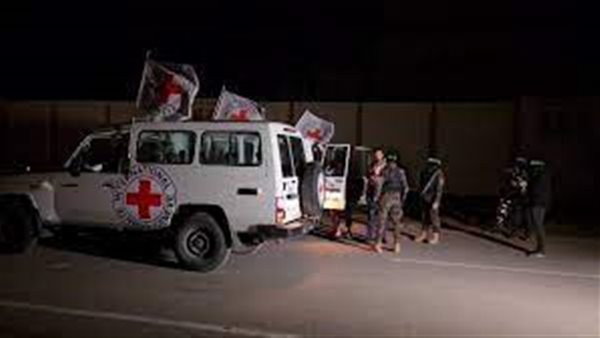  فريق طبي تابع للصليب