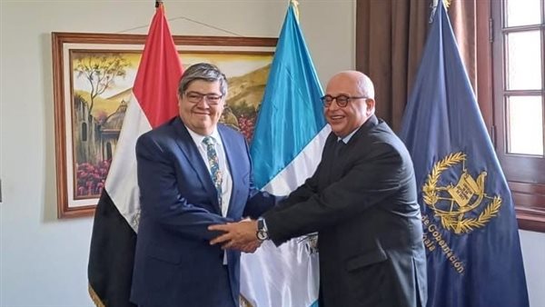  السفير حاتم حسوبة