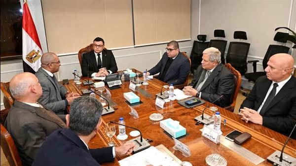 لقاء وزير الإسكان