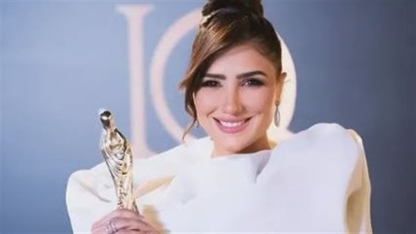 تعليق مي عمر بعد