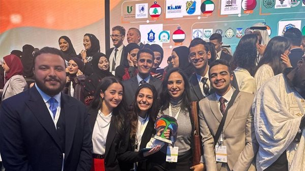 فريق جامعة القاهرة