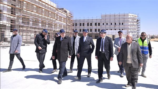 جولة رئيس الجامعة