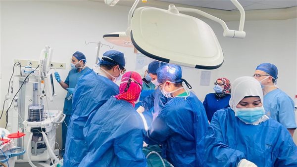 أثناء إجراء العملية